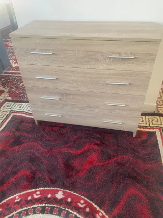 Cómodas y Mesas de Noche Madera