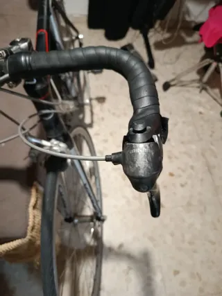 Bicicleta carretera Orbea Aqua. y zapatillas