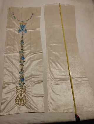 Hábito Inmaculada bordado