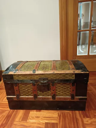 Baúl antiguo restaurado