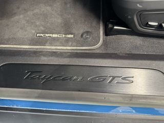 PORSCHE TAYCAN GTS