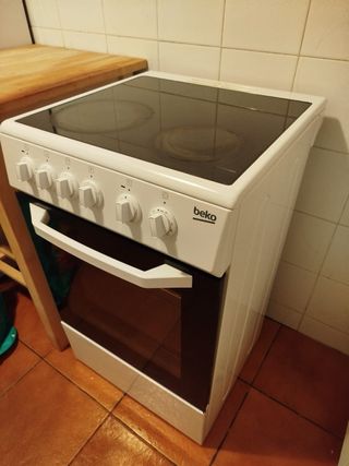 Cocina Eléctrica Beko Blanca