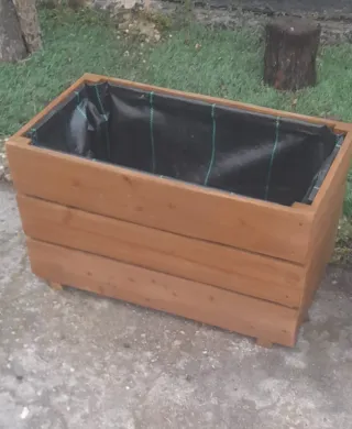 2 Jardineras de Madera.