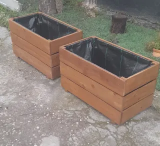 2 Jardineras de Madera.