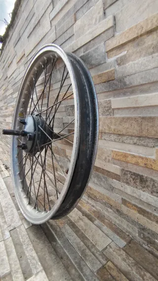 Rueda Delantera Merlin Trial