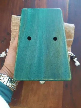 Kalimba Amplificada
