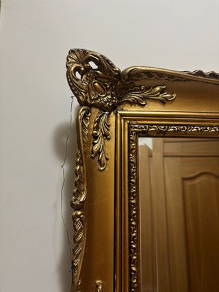 Espejo de estilo barroco / rococó dorado