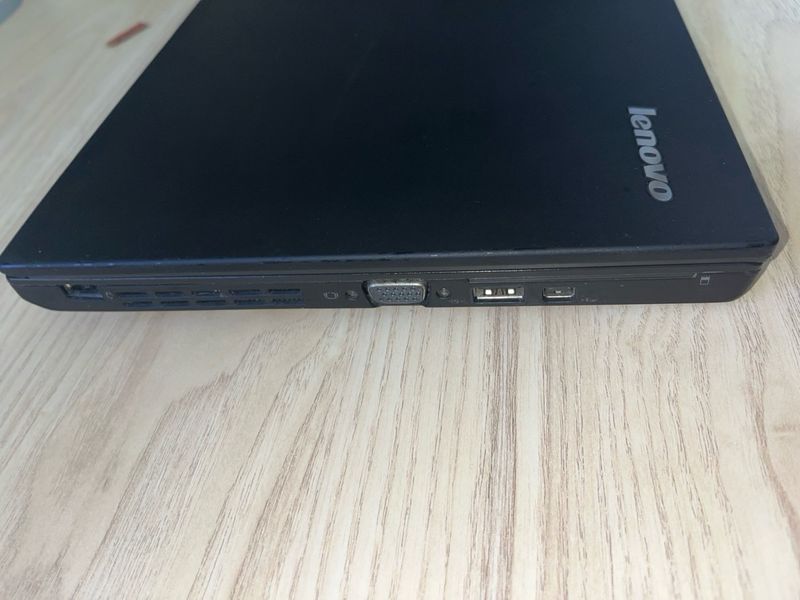 Thinkpad X250 i5 16gb ram 500gb afbeelding 7