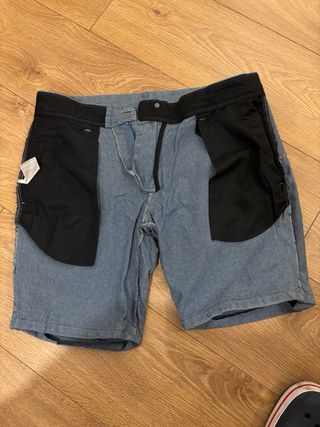 Volcom Corpo Class Shorts Talla 32 Azul