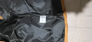 Chaqueta acolchada con capucha Chevignon.