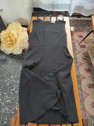 Tubino nero smanicato gonna ampia vintage