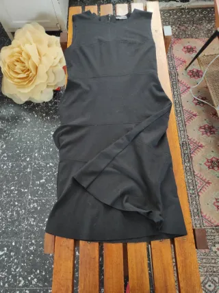 Tubino nero smanicato gonna ampia vintage