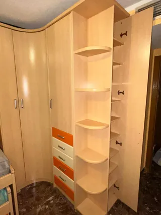 Habitación juvenil: Cama nido + Armario