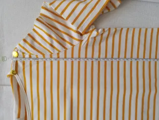 Blusa Cortefiel Talla M, da más