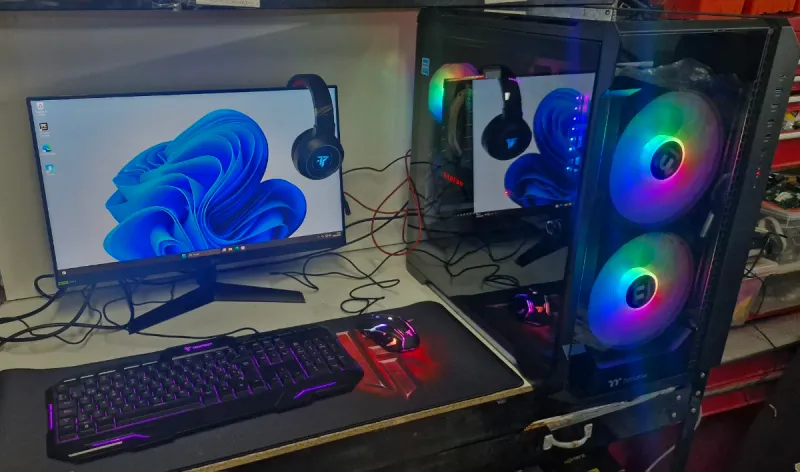 PC Gaming Completo i7 RX Vega 56 afbeelding 3