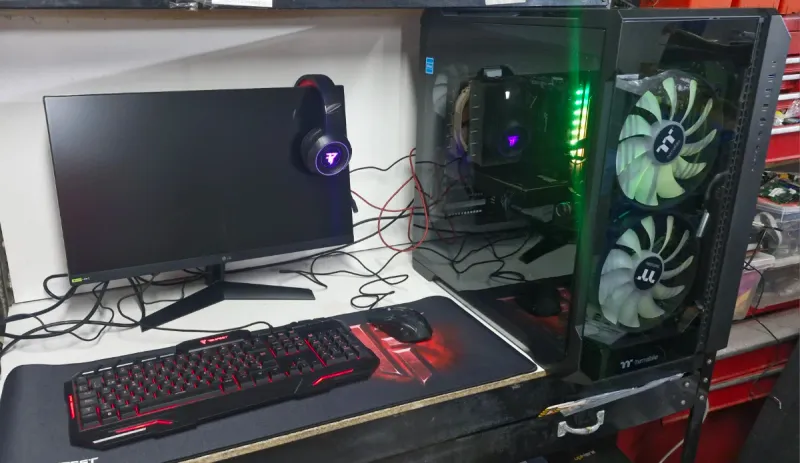 PC Gaming Completo i7 RX Vega 56 afbeelding 4