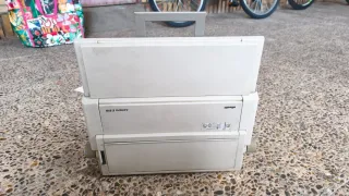 Máquina de escribir Olivetti Lettera 25