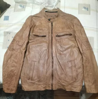 Chaqueta cuero marrón hombre