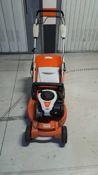 Cortacésped Stihl Naranja