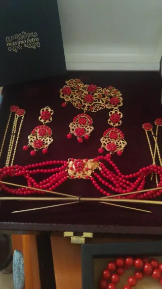 Aderezo Fallera Oro y Coral