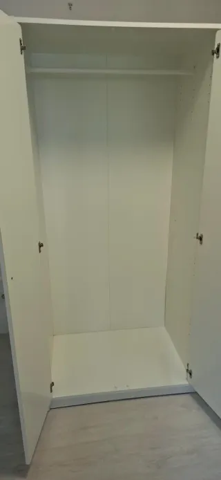 Armario blanco 3 puertas