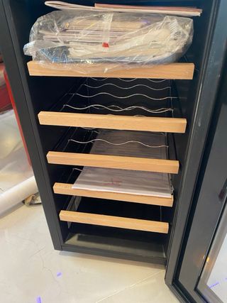 Vinoteca La Sommeliere 18 botellas