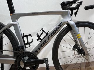 Bici carretera Wolfbike aero carbon