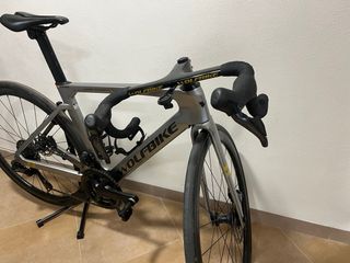 Bici carretera Wolfbike aero carbon