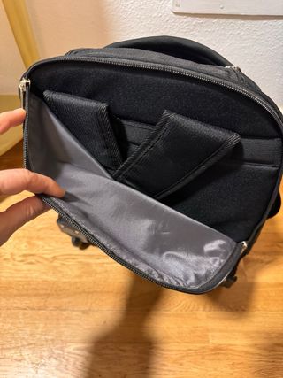 Maleta con ruedas nueva