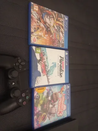 PS4 Slim Negra + 3 Juegos + Mando