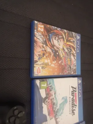 PS4 Slim Negra + 3 Juegos + Mando