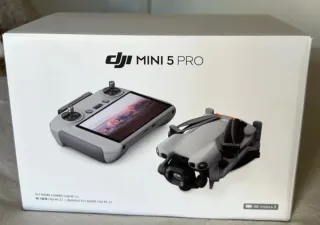 Dron DJI Mini 5 Pro con accesorios