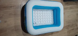 Piscina inflable infantil con dibujos 115x85