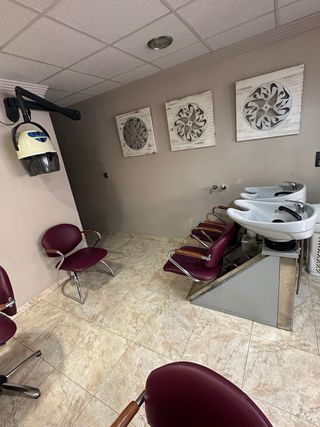 Equipamiento Peluquería Completo