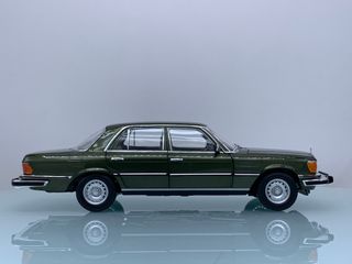 1:18 Mercedes 350 SE W116 Versión US 1973 Verde