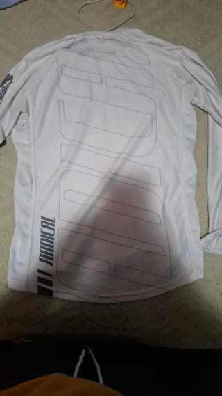 Conjunto radical  MTB:  2 Maillot y 1 Pantalón