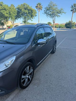 Peugeot 2008 2014