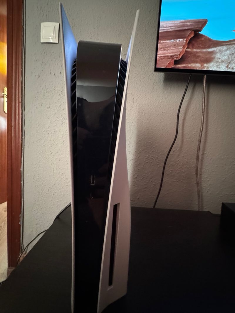 PS5 con Lector + Caja + Mando + 7 Juegos afbeelding 2