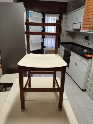 Mesa y 6 Sillas Cocina