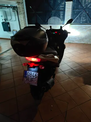 Gilera Nexus 300cc Blanca yamaha