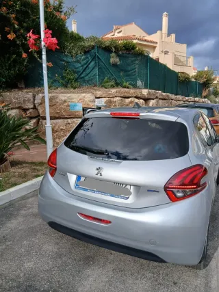 Peugeot 208 2017