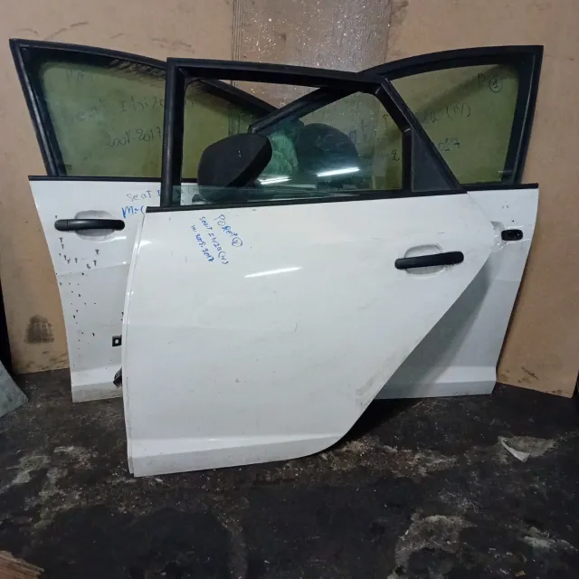 Portón Seat Ibiza IV (2008-2017)