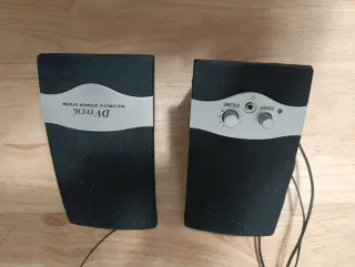 Tastiera, mouse e altoparlanti per PC