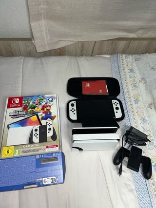 Nintendo Switch OLED Bianca Poco Uso