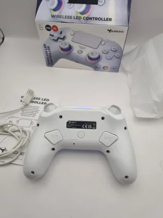 Mando Inalámbrico LED Subsonic PS5/PC Blanco