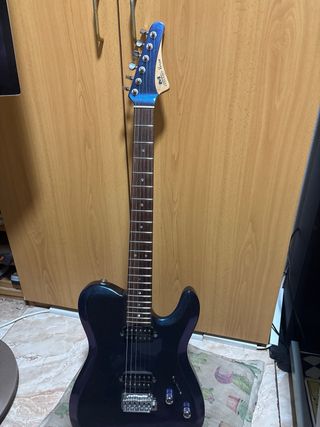 Guitarra Eléctrica Azul Metálico hecho en chino