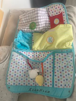 Organizador de coche para juguetes