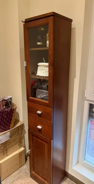 Armario vitrina madera y cristal