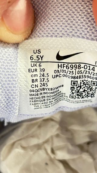 Nike Vomero 5 Talla 39 Morado Blanco