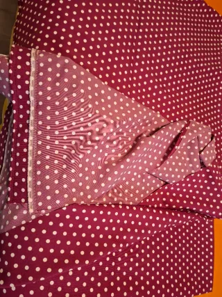 Tela de 4 metros x 1,50cm lunares traje flamenca/